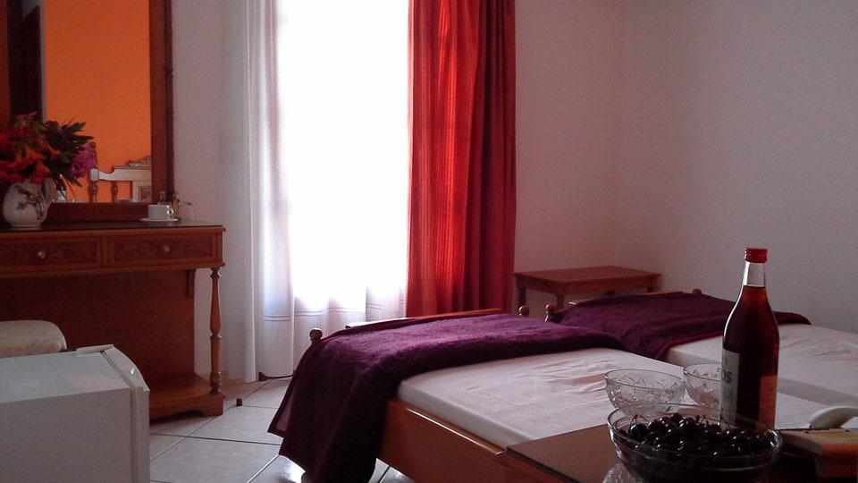 Hotel Agnanti Agios Konstantinos  Ngoại thất bức ảnh